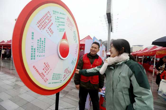 “平安桂林 法治桂林 文明桂林”新春系列行动启动