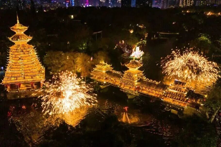 这个春节,深圳的“老网红”成功逆袭