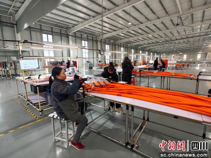 成都东部新区复工复产按下“快进键”