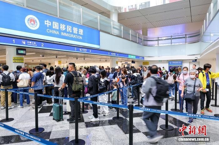 海南封关看变化:自贸港开放型经济蓬勃发展