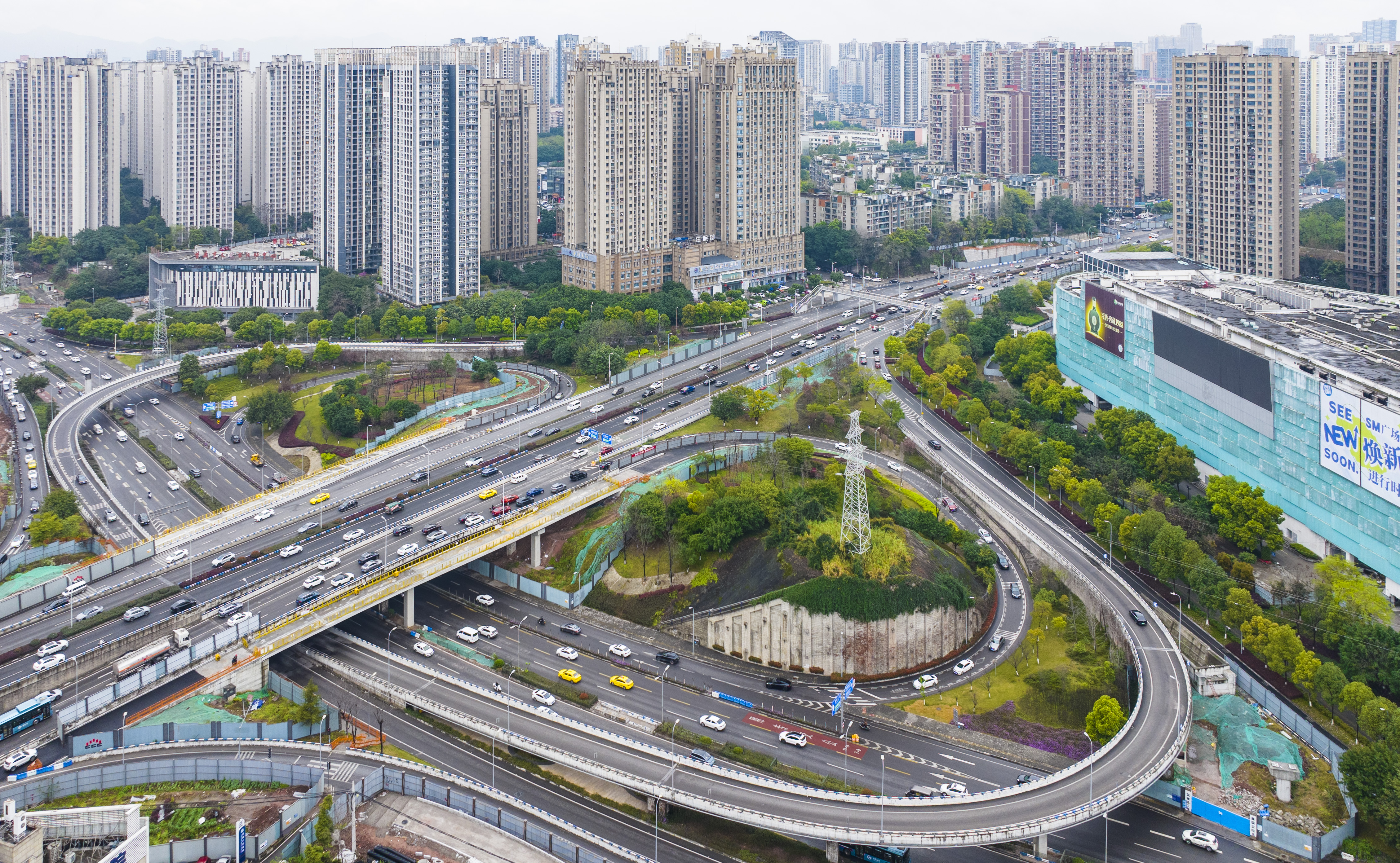 重庆两江新区：进度45% 三纵线柏树堡立交至北环立交改造项目加速施工