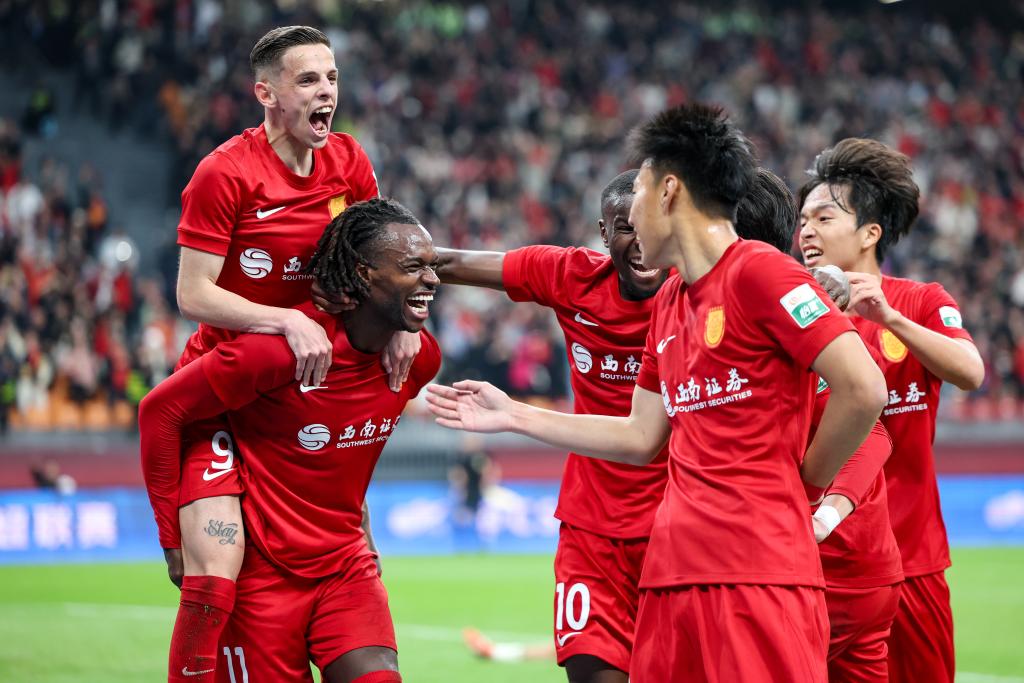 中超联赛:重庆铜梁龙平成都蓉城 中超联赛:重庆铜梁龙平成都蓉城