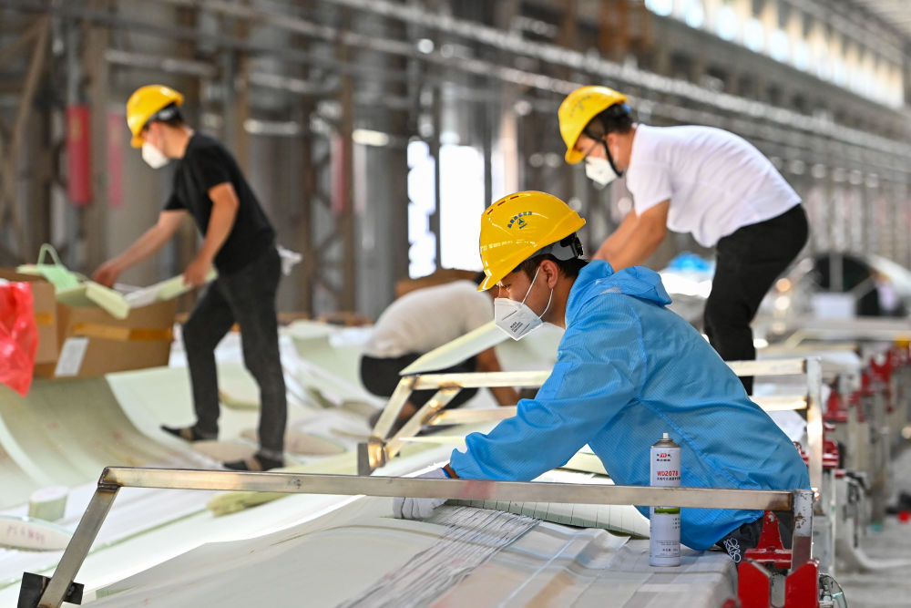 因地制宜发展新质生产力｜装机规模超1.6亿千瓦！新疆新能源产业活力迸发