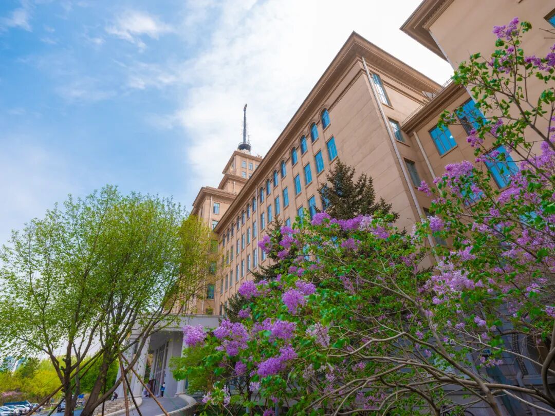 哈工大师生热议习近平总书记给中国青年五四奖章暨新时代青年先锋奖获奖者代表的回信
