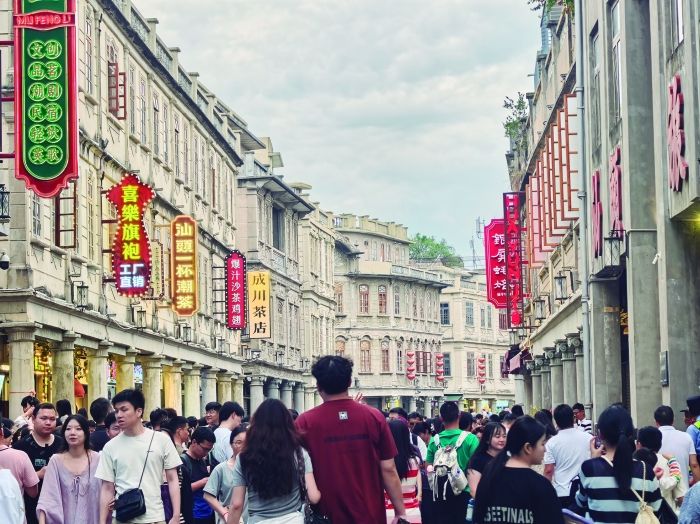 旅游收入近300亿元 广东：“演出+”“电影+”“体育+”解锁消费新场景