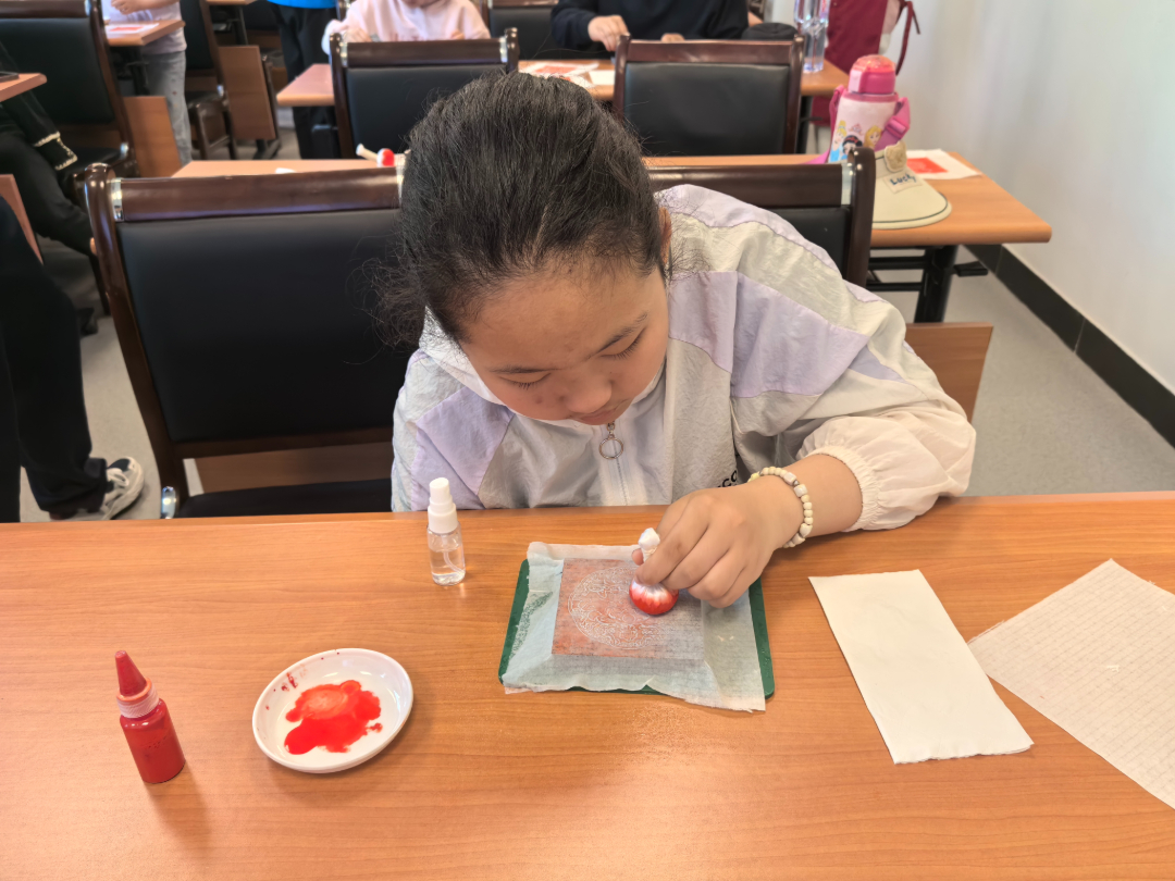 “北京延庆”客户端长城文化亲子体验活动在延庆区妇女儿童社会服务中心举办