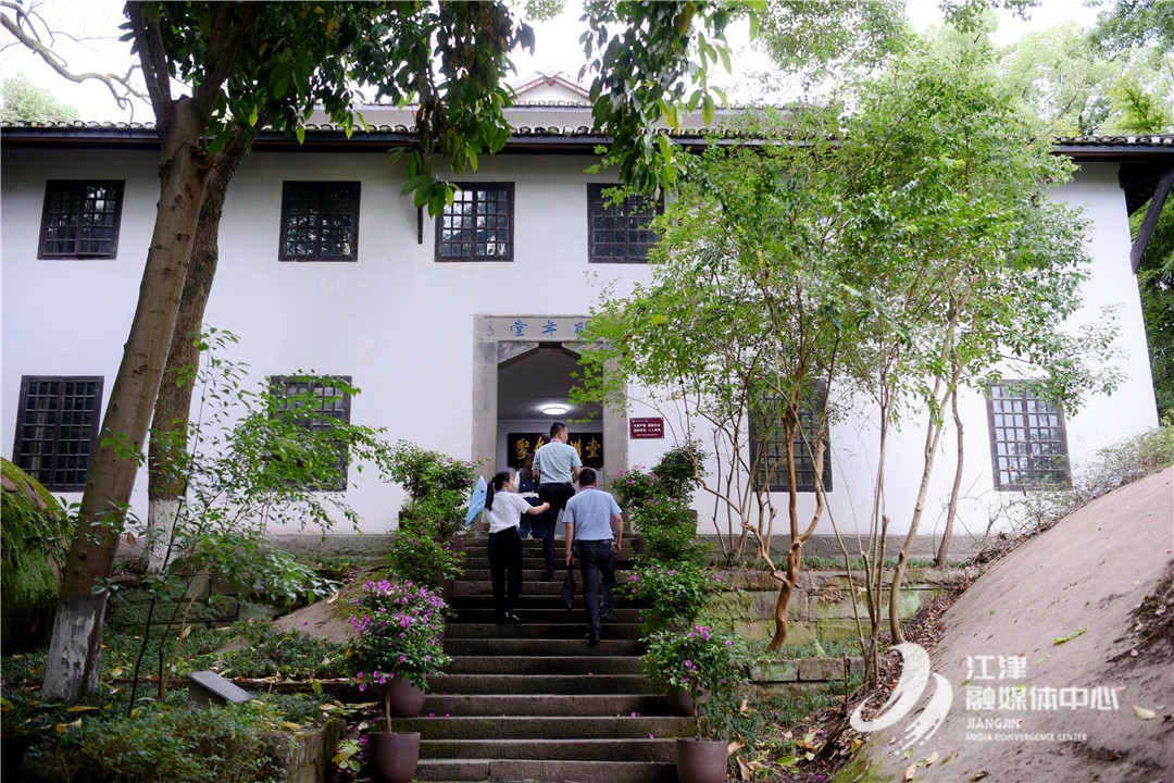 重庆市中小学校党的建设暨“五双工程”建设工作推进会在江津举行 重庆市中小学校党的建设暨“五双工程”建设工作推进会在江津举行