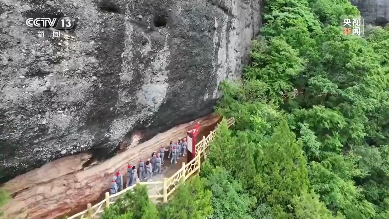焦点访谈丨从东海之滨到革命老区 看红色薪火如何在少年心中焕发新生