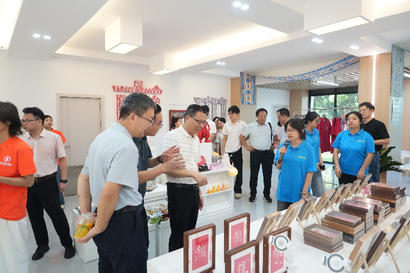 南宁职业技术大学文创街区启用 南宁职业技术大学文创街区启用