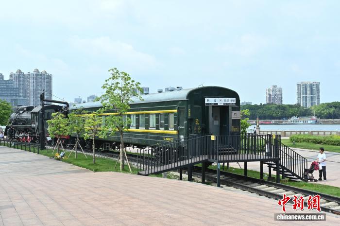 “回家:广州与詹天佑”展览开幕式在广州举行