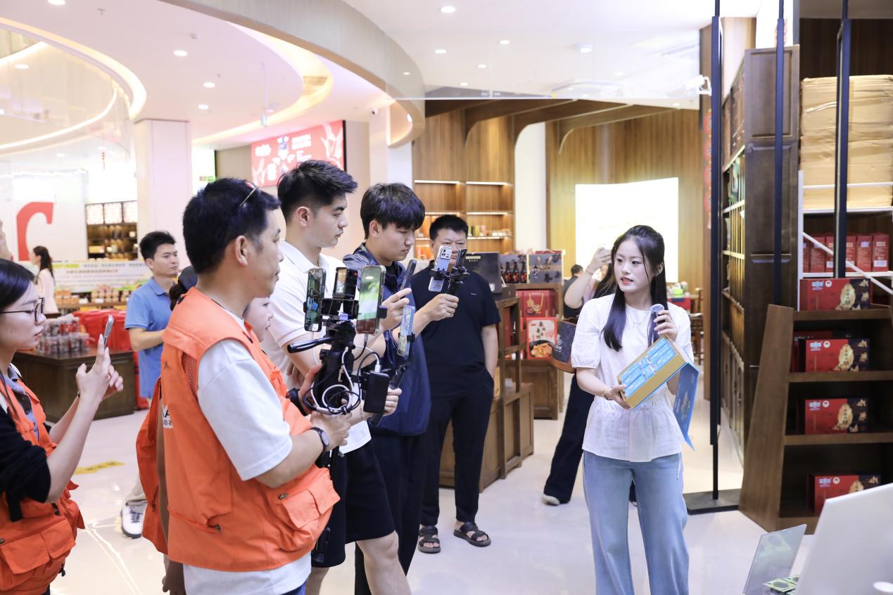 助农直播解锁泉州永春绿色发展密码：看小城大业的“真功夫”