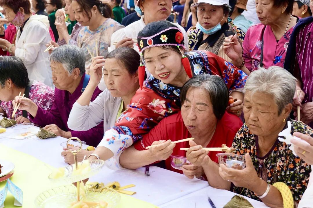 百家宴开席,康巴什人的端午这样过!
