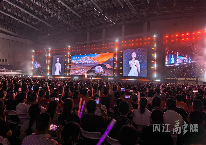 跨越三千公里的刀郎“双故乡”奔赴