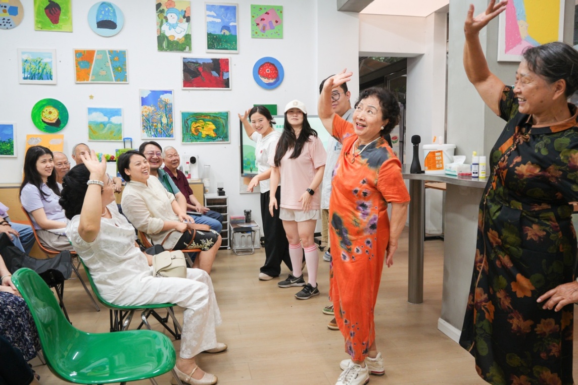 成都高新区芳草街街道：为“双老”社区治理持续探路