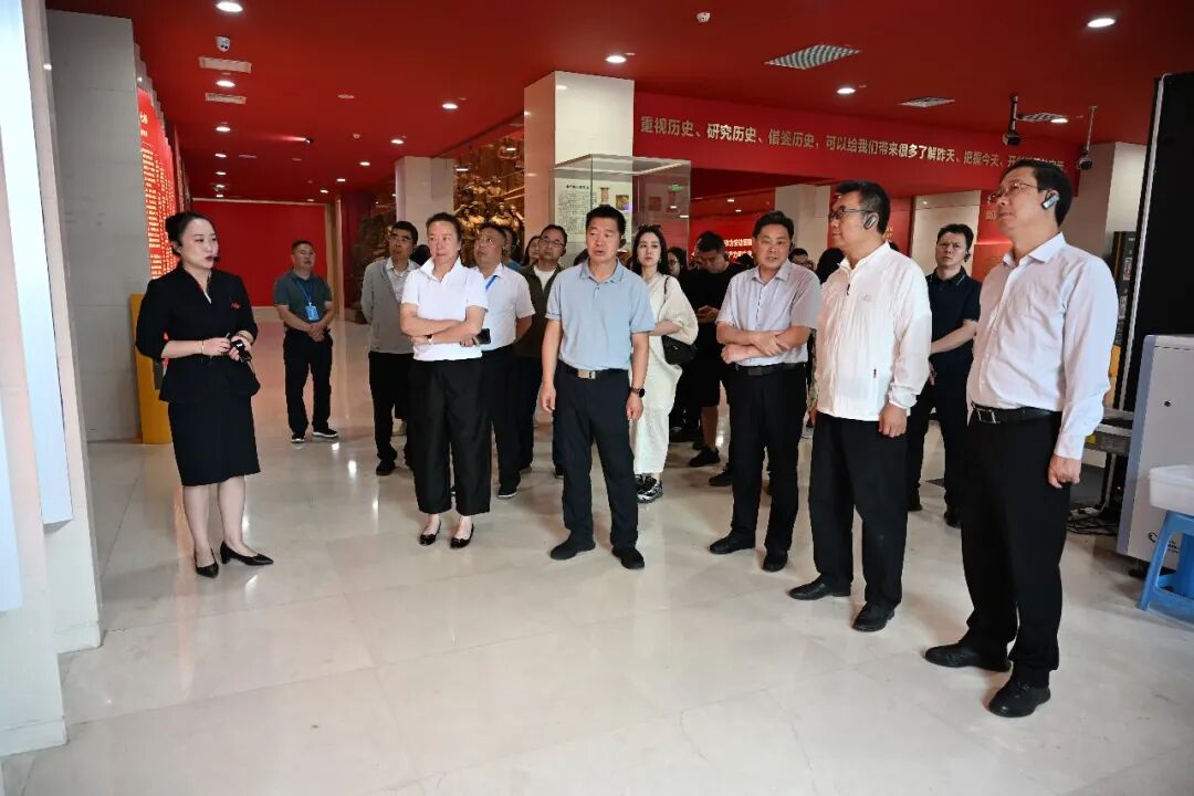 第四届西部陆海新通道文联工作联席会议在乌鲁木齐圆满结束