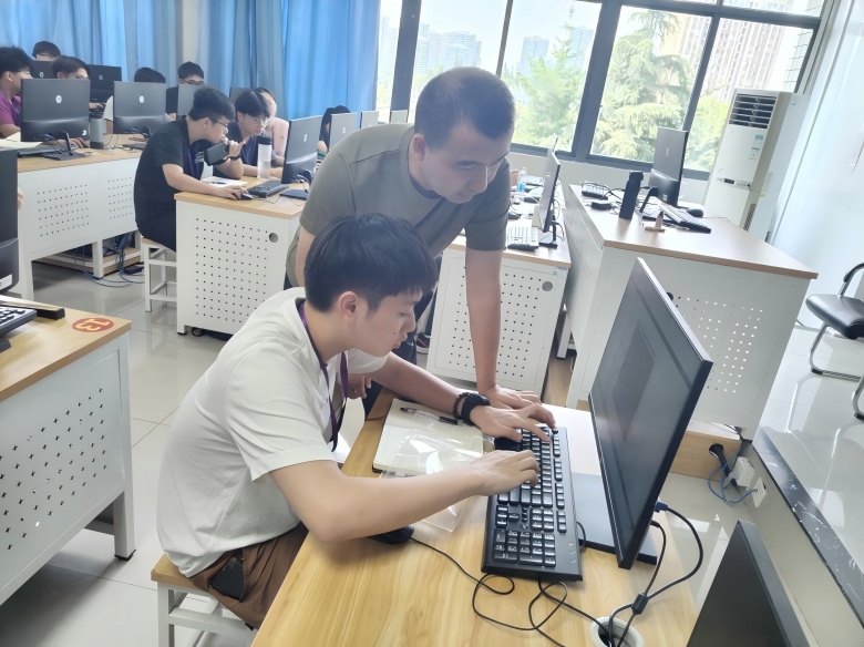 22名新加坡师生参与重庆这所职校的产教融合研修，解锁学业新体验