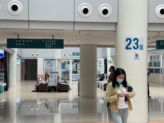 重大附属江津医院扩容门诊优化诊疗 打造15分钟高品质健康服务圈