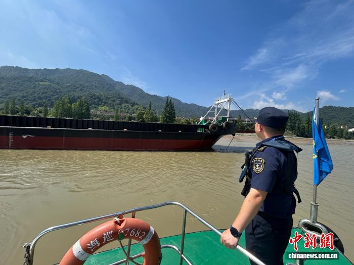 游客撤离、工程停工 浙江沿海多举措应对超强台风“巴威”