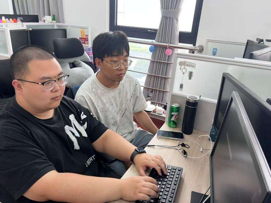 从竞赛场到创业路：华理“00后”创业团队让实验室技术走进真实场景