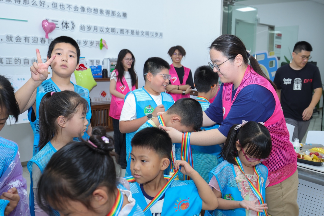 江苏阳澄湖镇青少年公益暑托服务圆满落下帷幕
