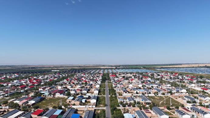 【山海有约，三十而砺】移民新村日子红 ——看红寺堡弘德村如何靠闽宁协作书写移民致富答卷
