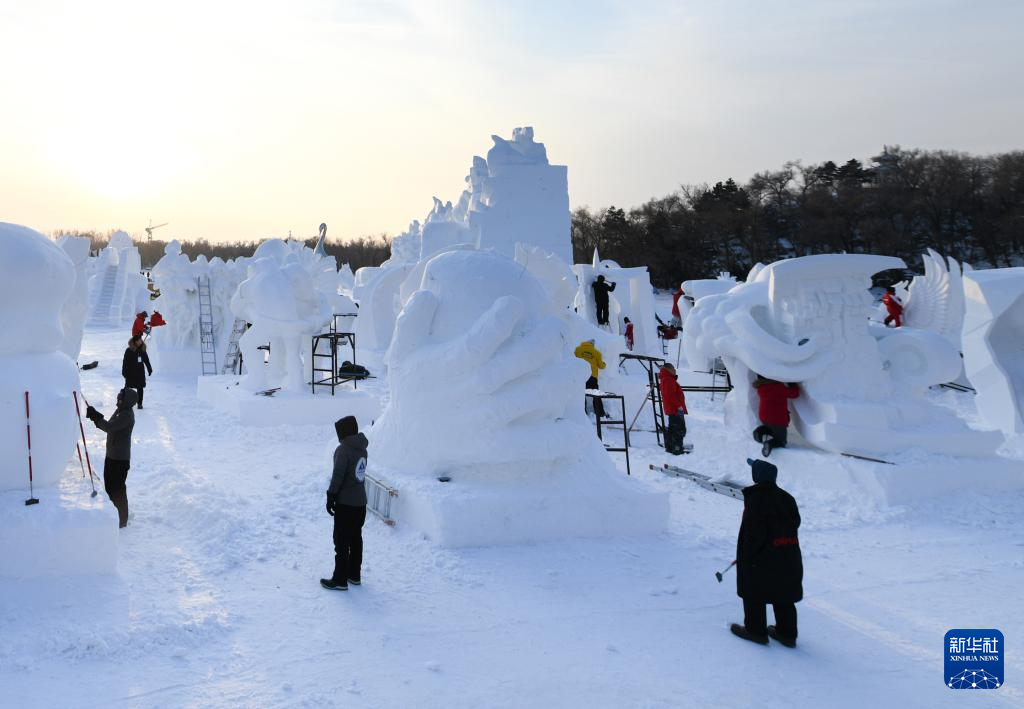 “芙蓉”出雪来