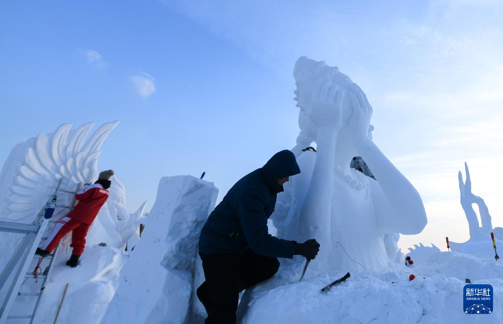 “芙蓉”出雪来