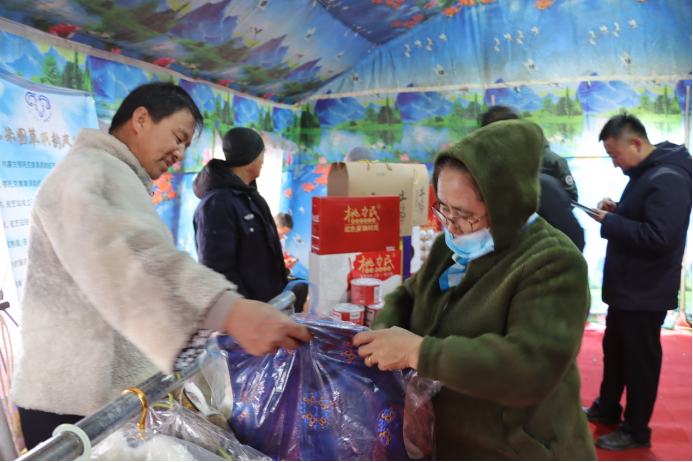 欢乐冰雪 共创未来 |首届鄂托克旗冰雪文化旅游节暨冰雪那达慕盛大启幕