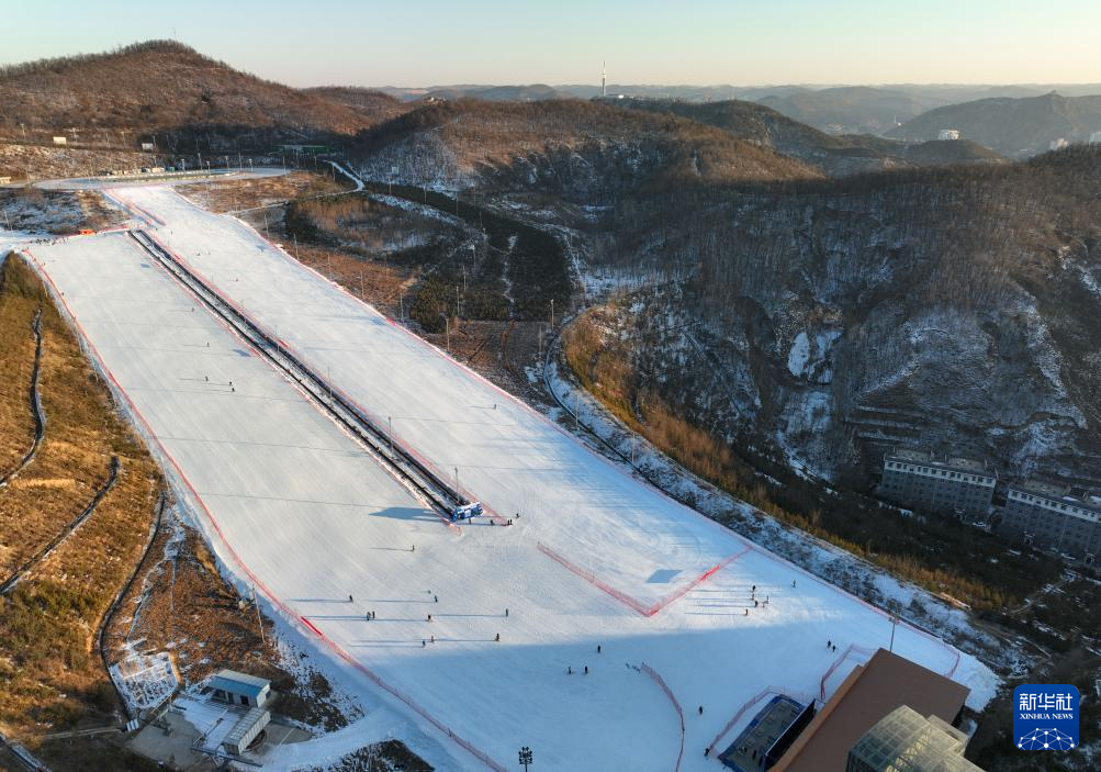 三秦大地奏响冰与雪之歌