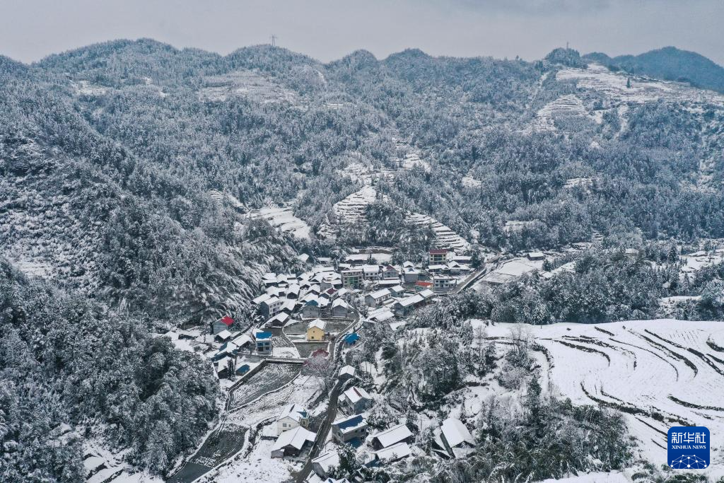 重庆秀山迎来降雪