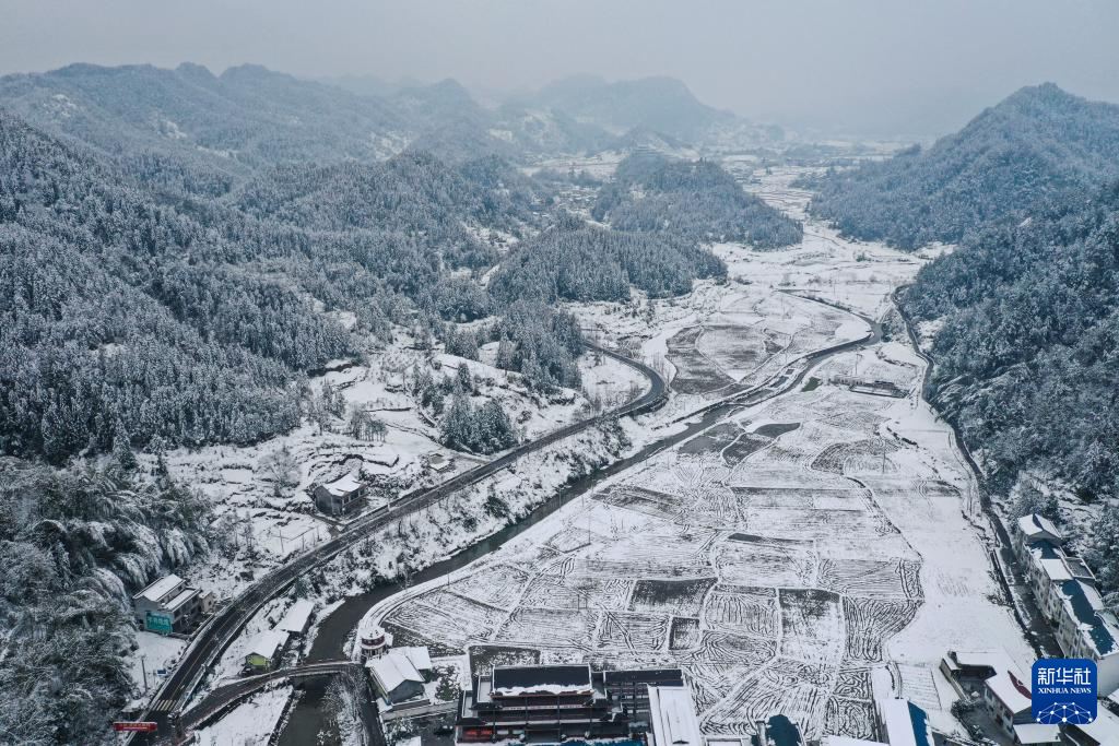 重庆秀山迎来降雪