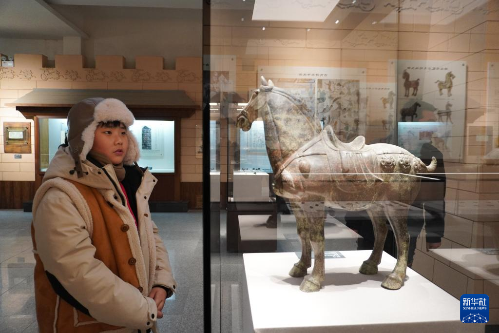 敦煌:冬季旅游“热”