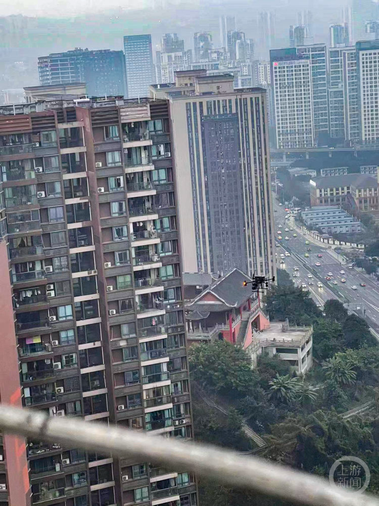 警用无人机上阵 这波反诈宣传上天了