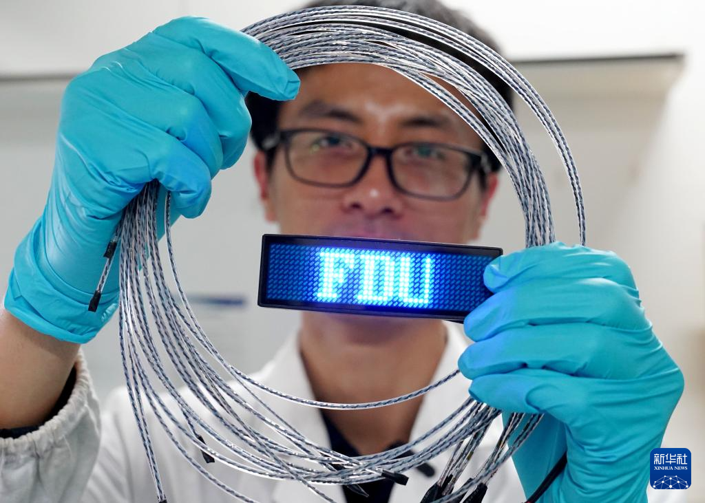 我国科学家取得纤维电池技术新突破