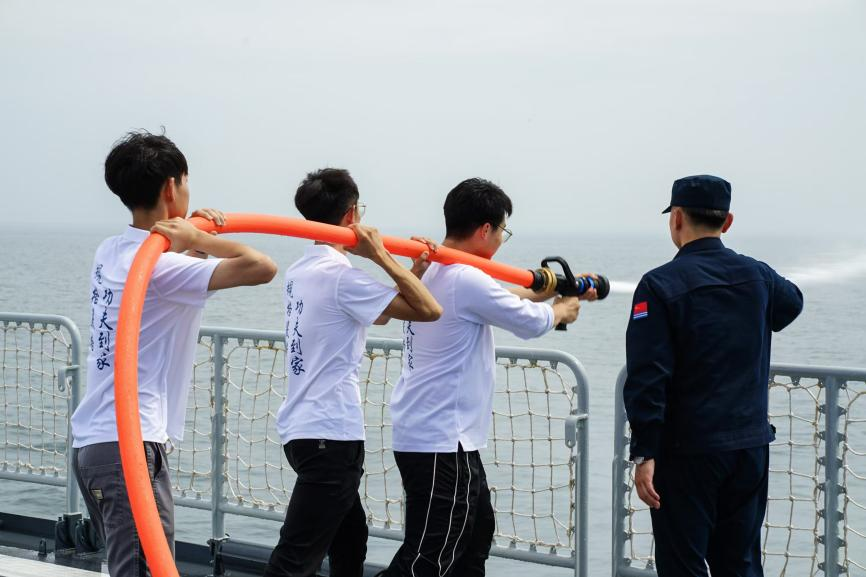 上天下海，乘风破浪！这个夏天，哈工大学子新体验+2