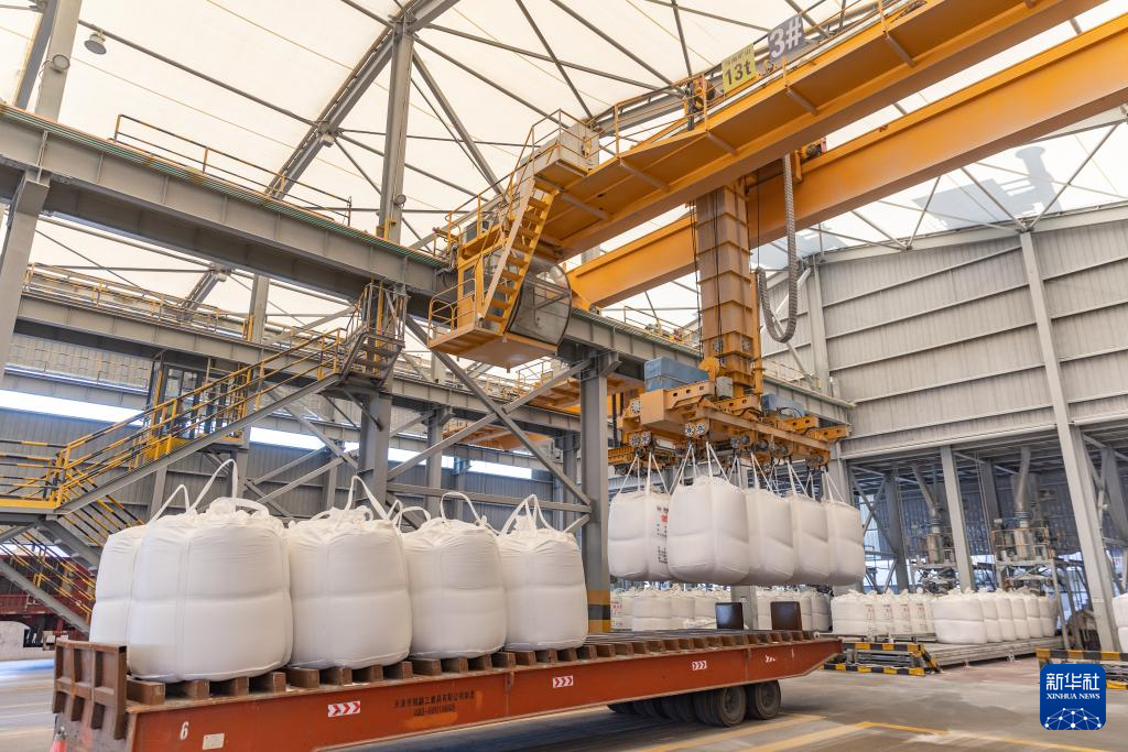 重庆:绿色金融助力三峡库区产业低碳发展