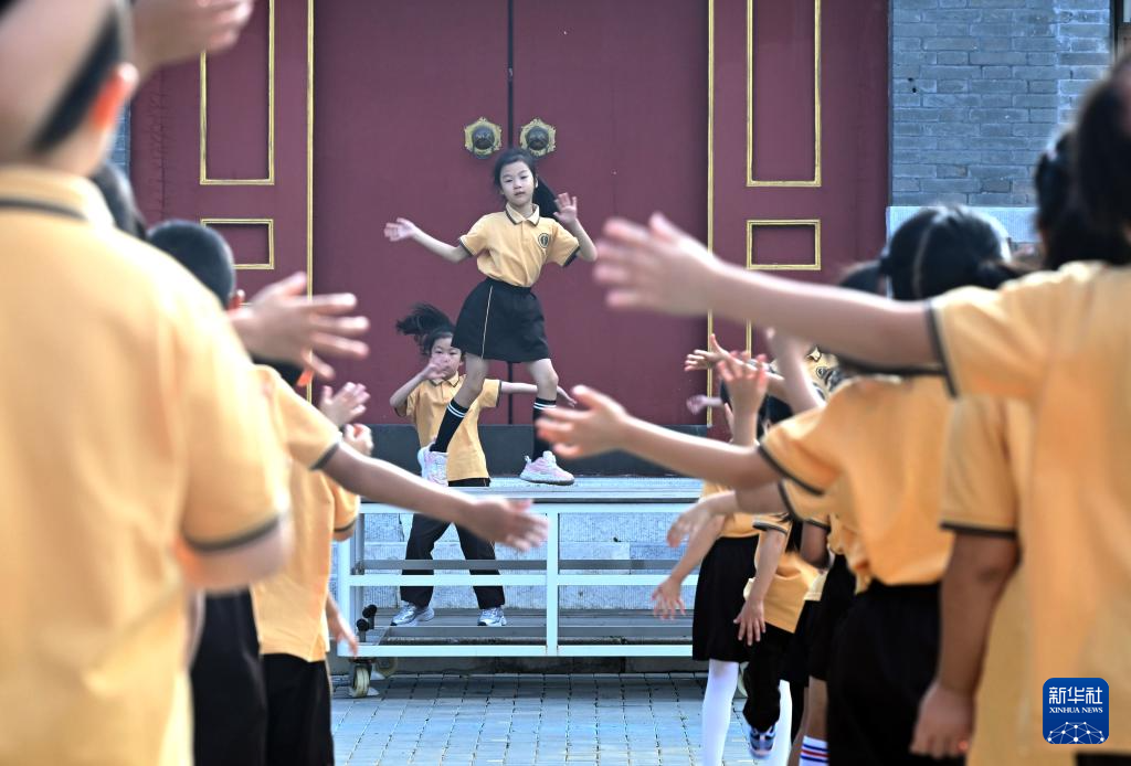 北京：义务教育学校课间延长至15分钟