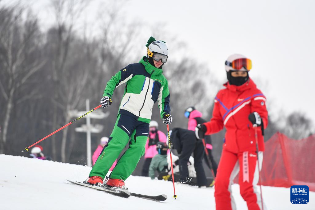 吉林北大湖开启新雪季试滑活动