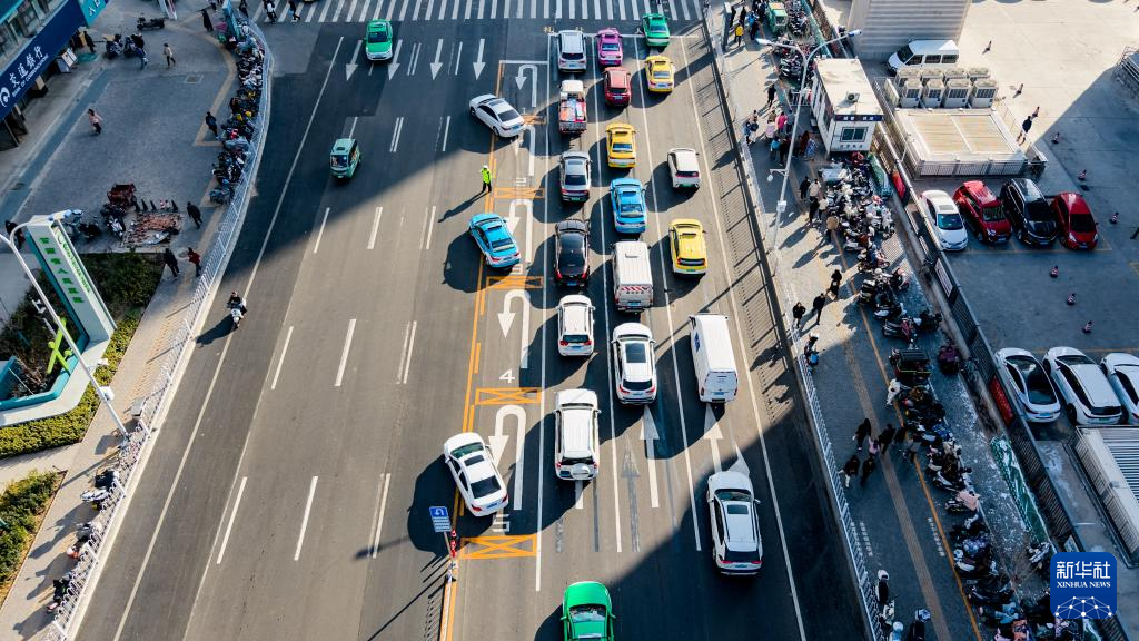 兰州:消除道路“梗阻” 疏通城市“经络”