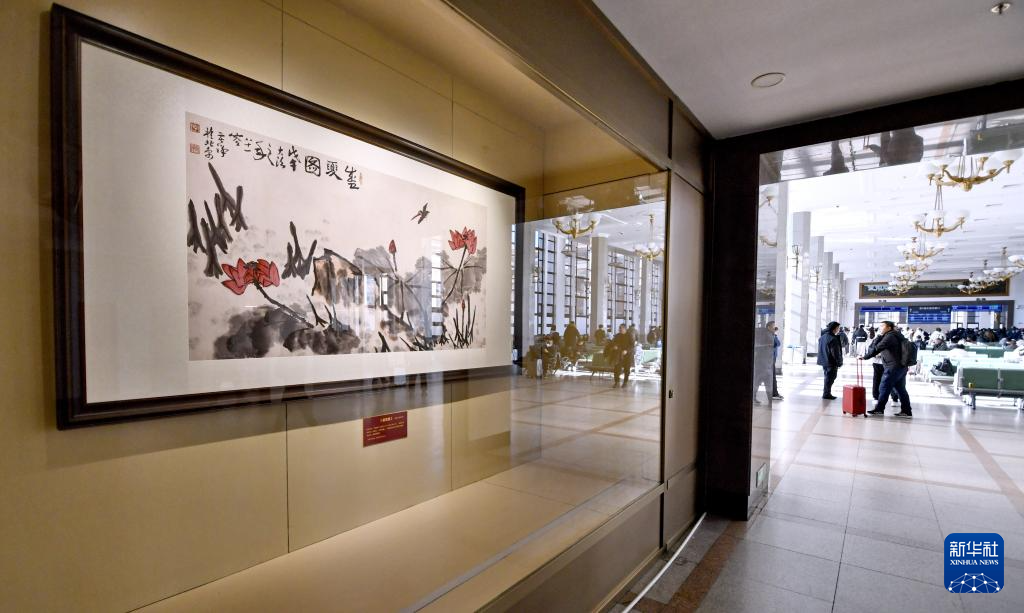 旅客身边的艺术展