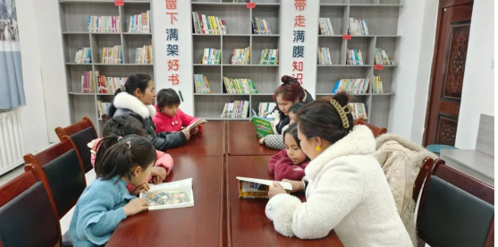 拜城县开展“玫瑰书香·阅读慧美”读书活动