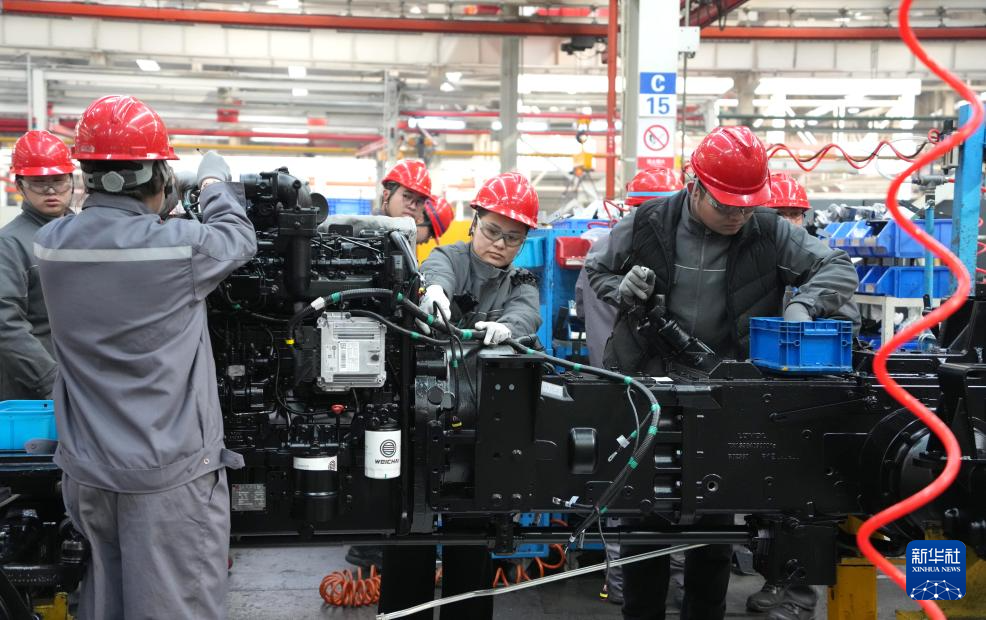 山东潍坊:农机企业忙生产备春耕