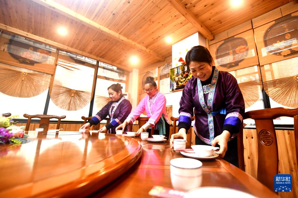 可爱的乡村——大山巾帼“领头雁”