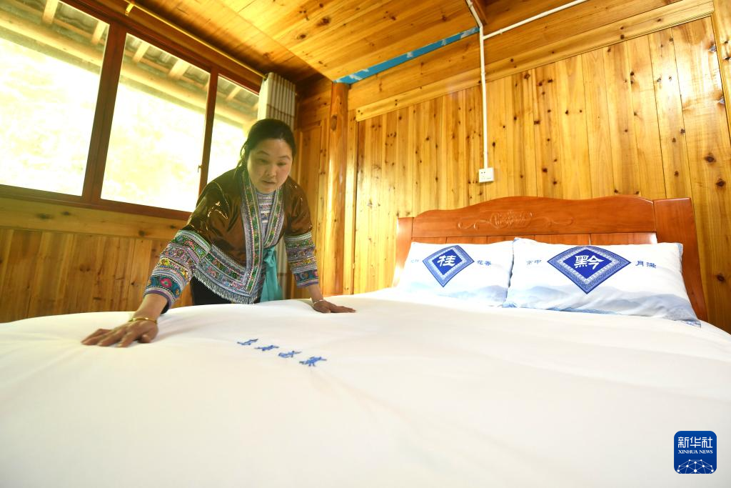 可爱的乡村——大山巾帼“领头雁”