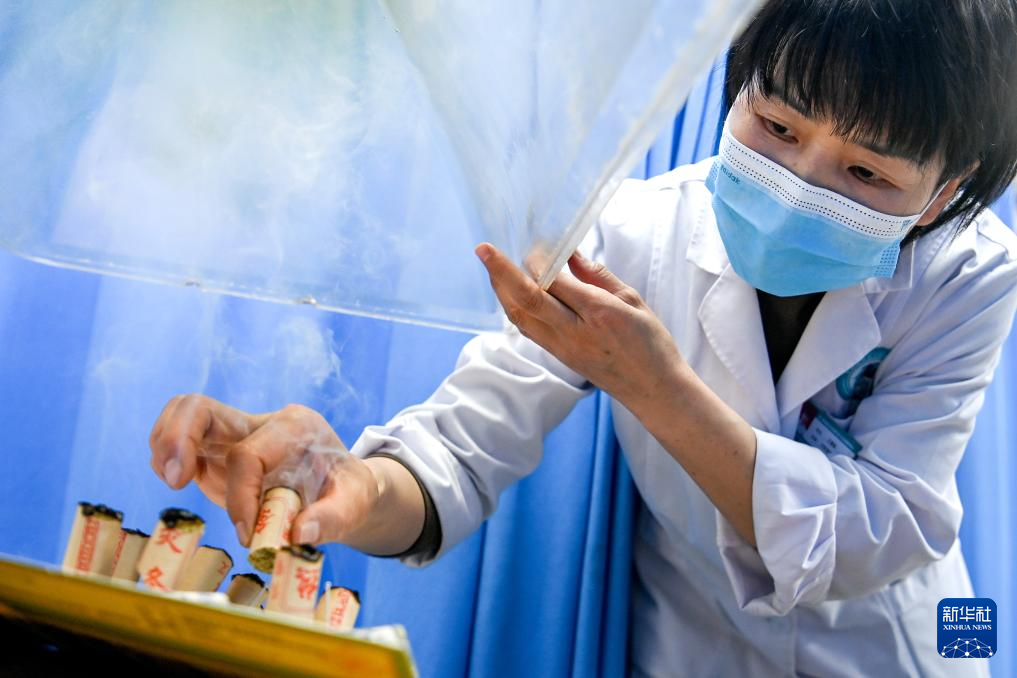 西安：基层中医药服务守护百姓健康