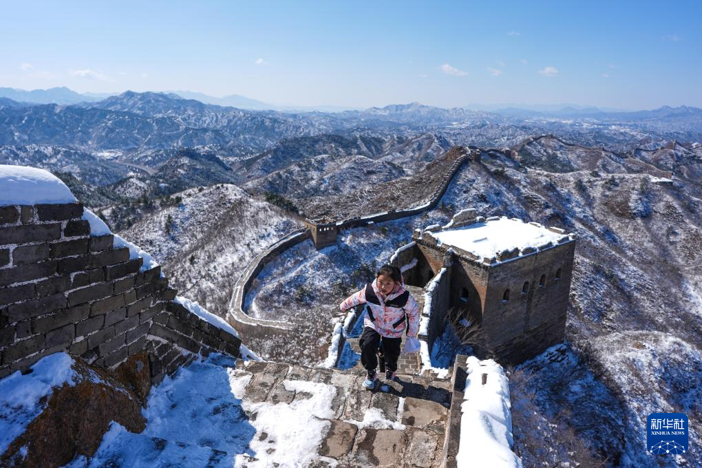 雪后金山岭长城