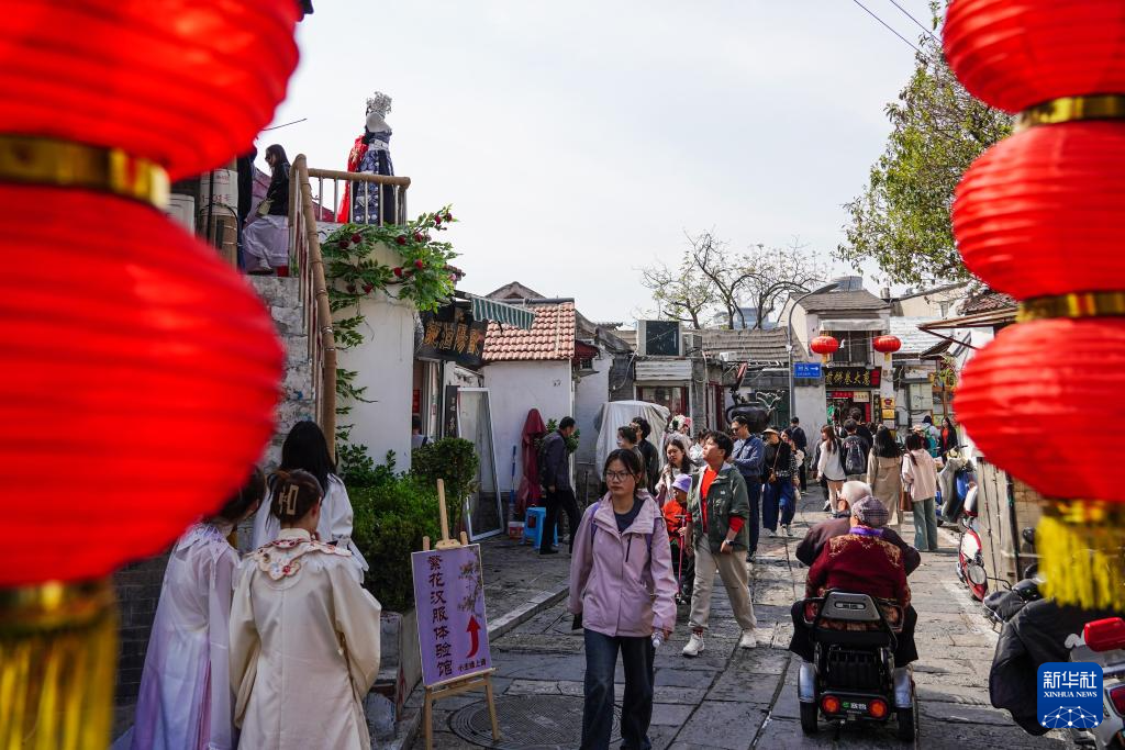 中国之城｜济南：恍若江南，不经意就会邂逅泉水