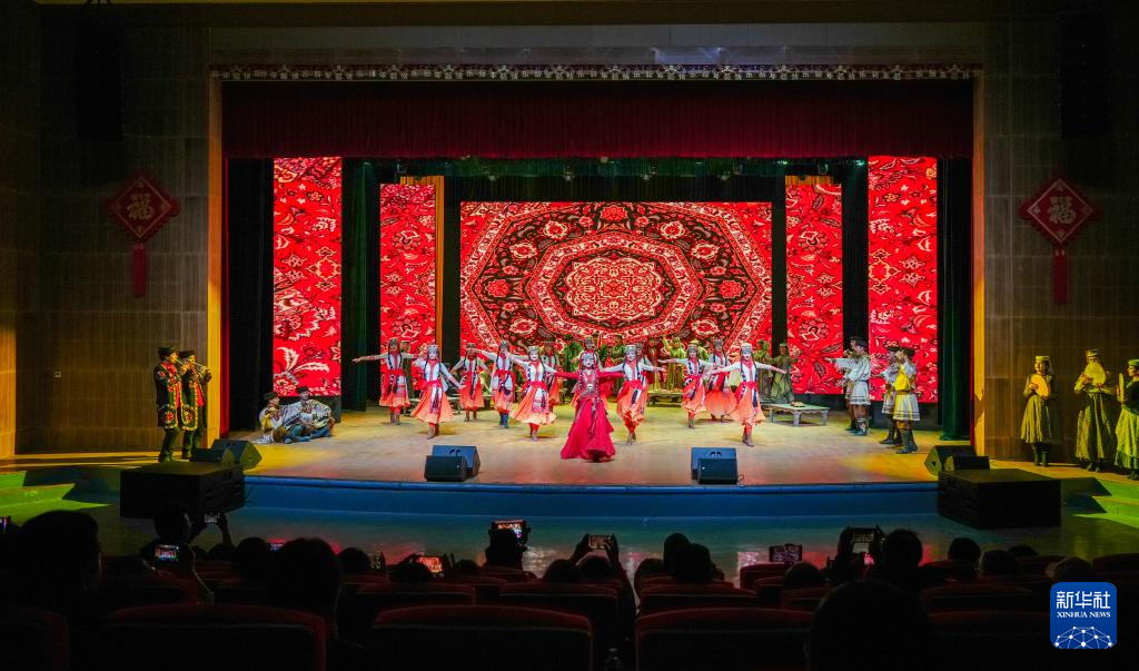 文化中国行丨非遗展演助力赏春经济