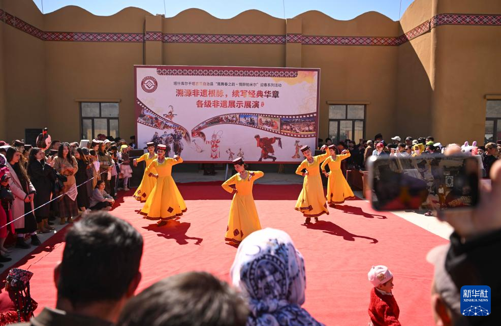 文化中国行丨非遗展演助力赏春经济