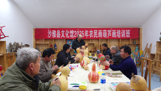 农民画葫芦画培训班开班 引领沙雅技艺传承新篇章